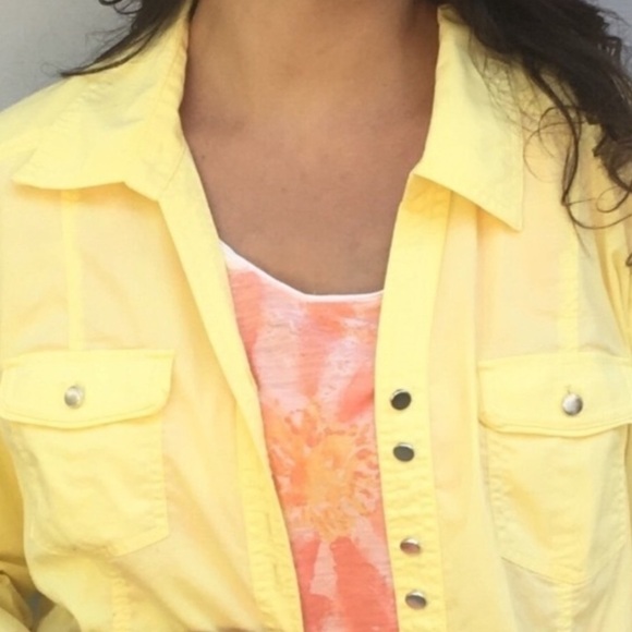 Christopher & Banks Yellow Button Blouse Size Medium - Picture 3 of 14
